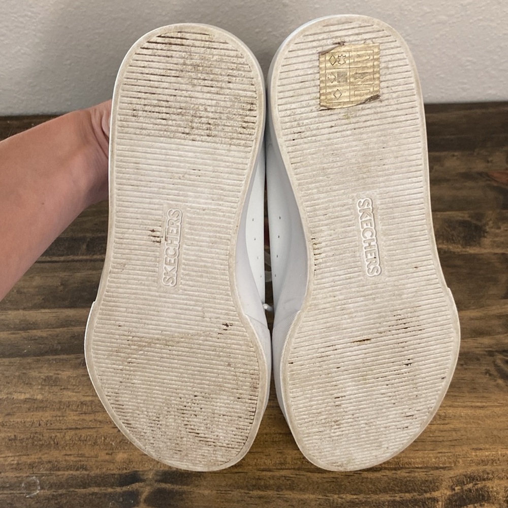 Skechers Kids White Sneakers with Iridescent Detail - Picture 5 of 5